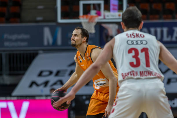 乐部的集中 乐部的集中