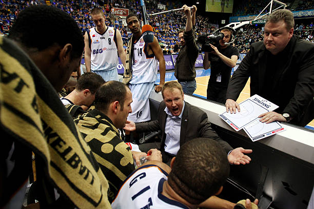 支球队的竞 支球队的竞